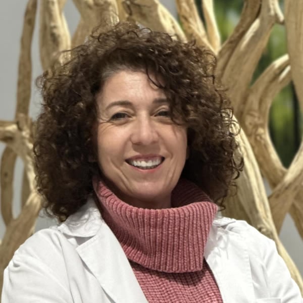 Dra. Eva Álvarez